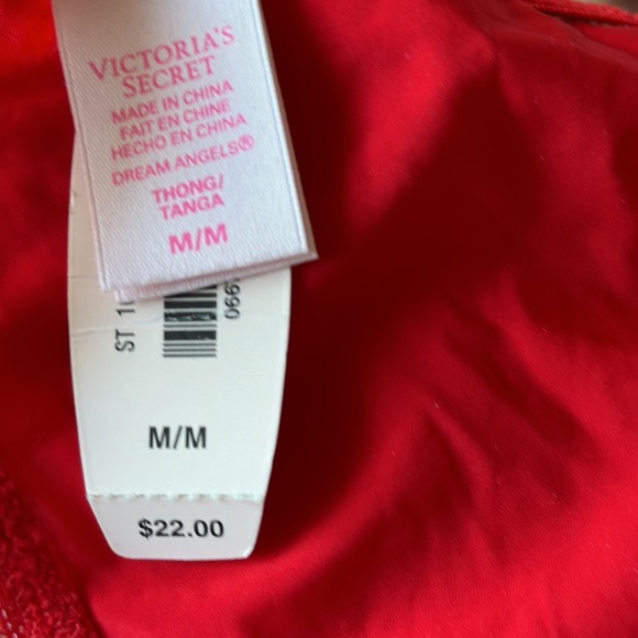 Embellished thong red and cream lace with glitter effect super cute ✨ - Picture 4 of 4